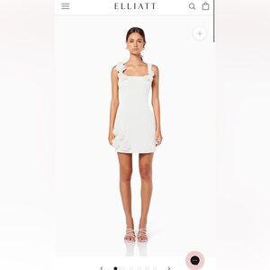 LIKE NEW Elliatt Trompe 3D Floral Mini Dress in White